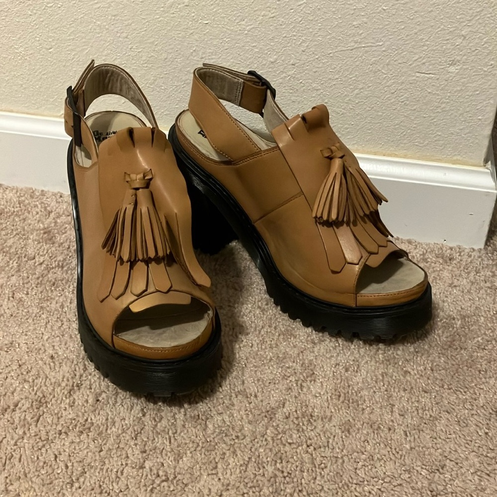NWOB Dr.Martens Seraphina sling back tasseled sandals